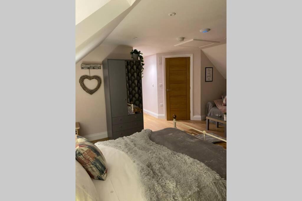 Prospect Perch - Studio Apartment, Wells Εξωτερικό φωτογραφία