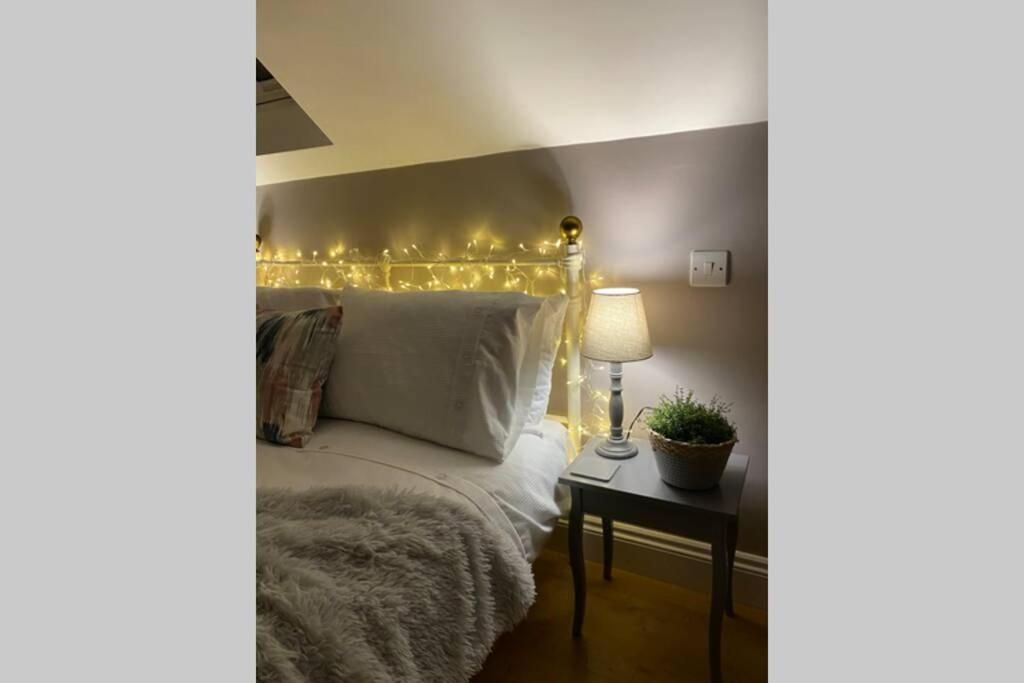 Prospect Perch - Studio Apartment, Wells Εξωτερικό φωτογραφία